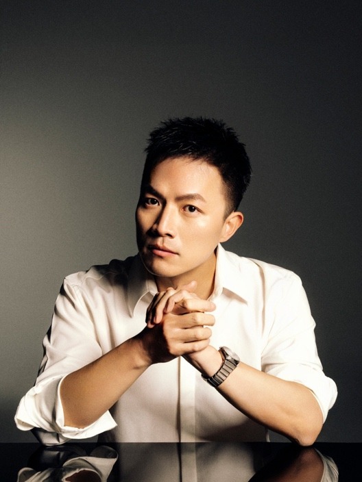 Professional portrait for Tim Chen